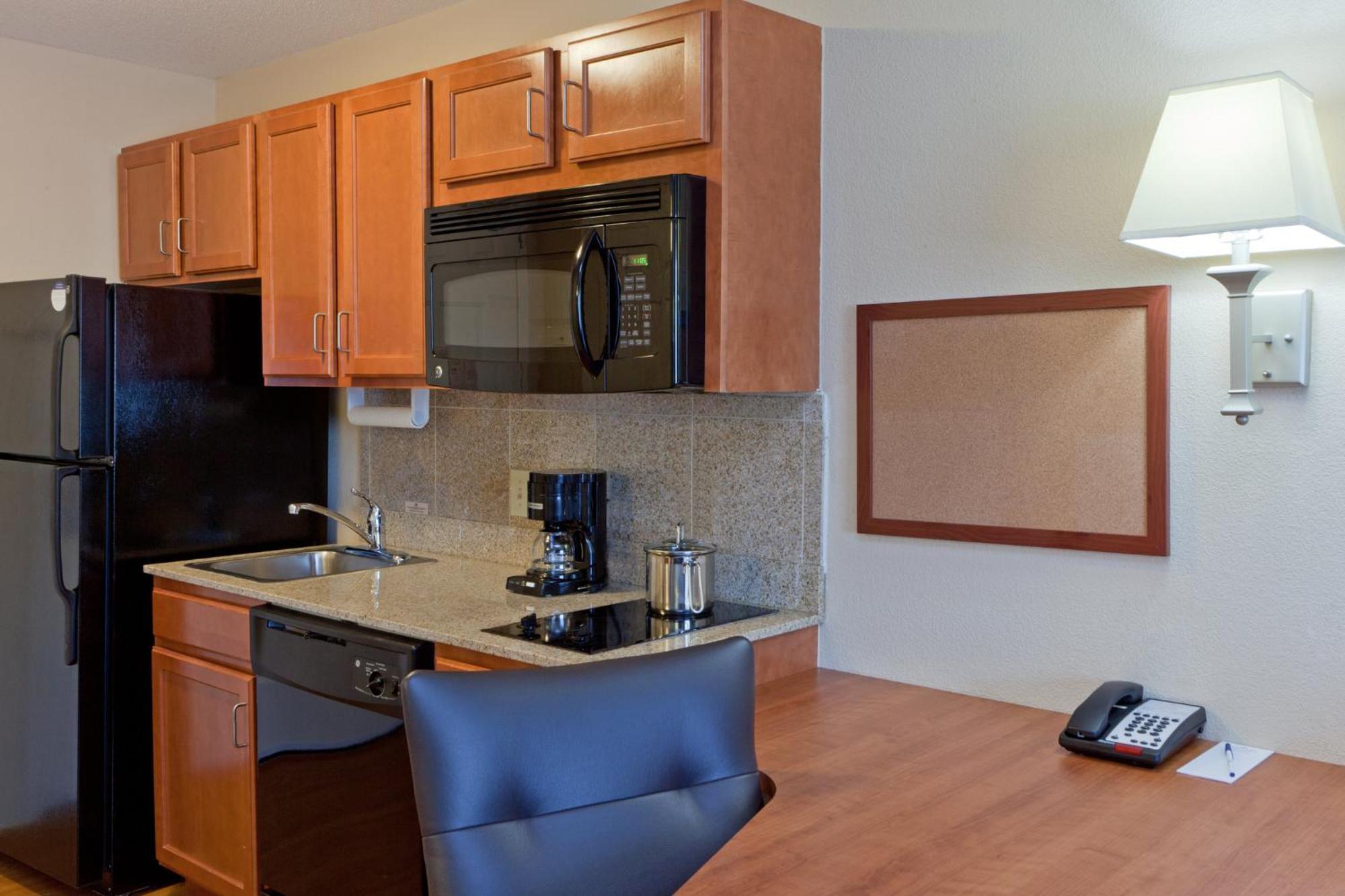 Candlewood Suites Manassas By Ihg Экстерьер фото