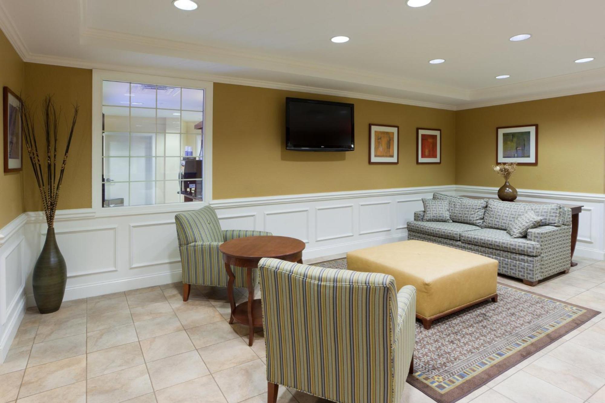 Candlewood Suites Manassas By Ihg Экстерьер фото